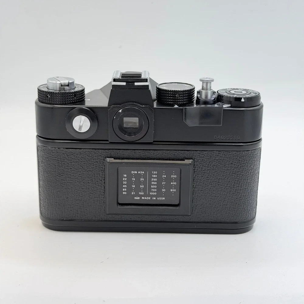 Zenit TTL 35mm Film SLR Camera Body Vintage Made in USSR M42 Mount Black
